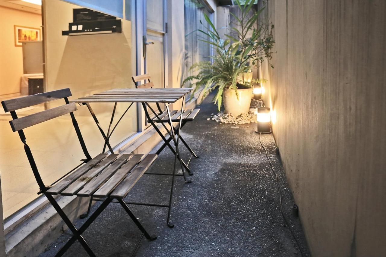 In-Stone Motel Taipei Exterior photo