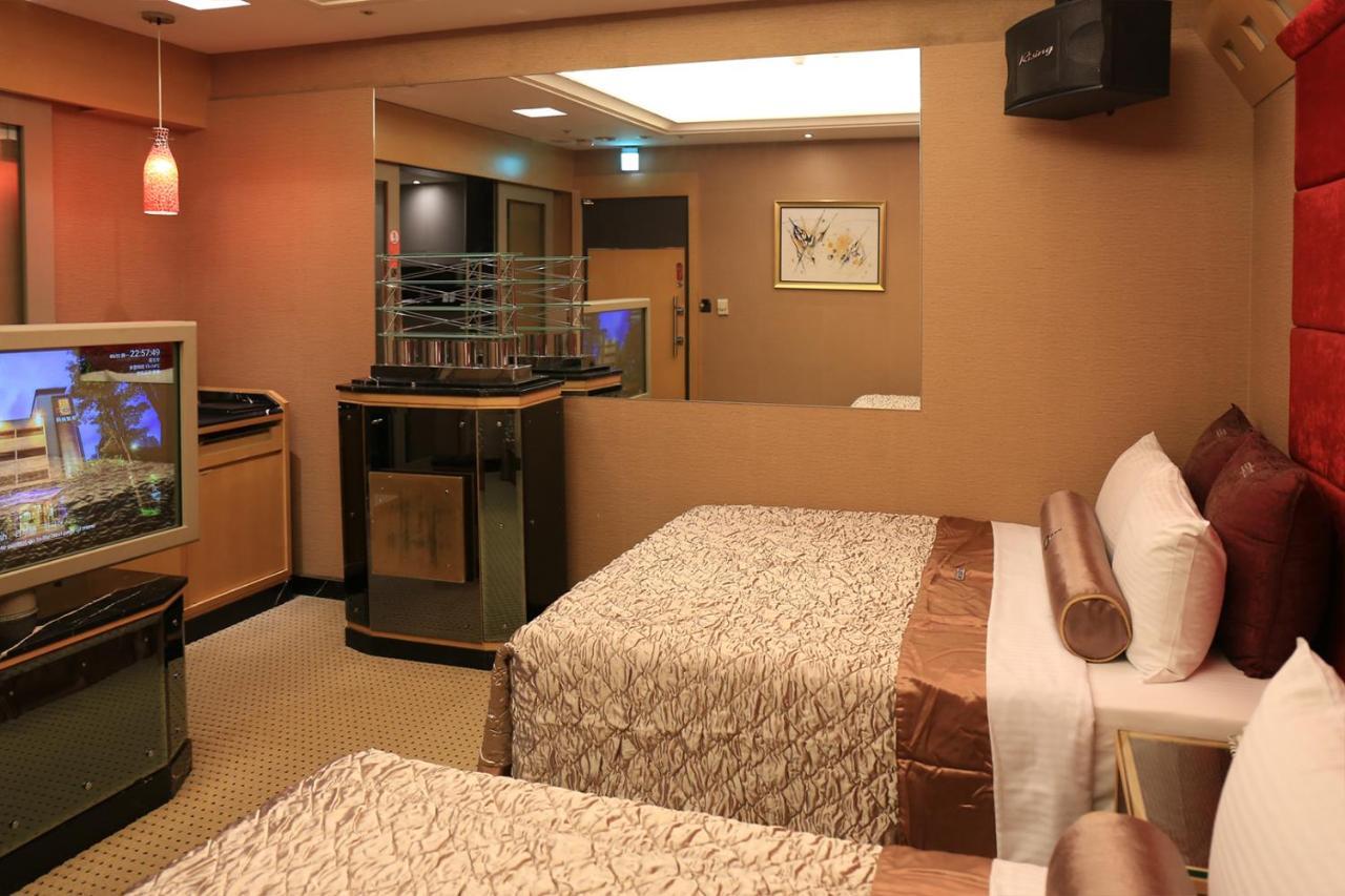 In-Stone Motel Taipei Exterior photo
